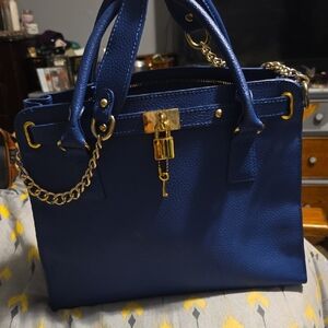 Borse In Pelle Blue Leather Satchel with Gold Chain - Made In Italy